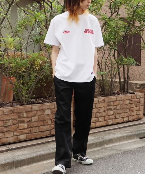Russell Athletic(ラッセルアスレティック)の「Russell Athletic/ラッセルアスレティック×Berkley/バークレイ MULTI LOGO HEAVY COTTON JERSEY S/S T Tシャツ(Tシャツ/カットソー・メンズ・ブラック/ホワイト・XL/M/L)」の12枚目の写真