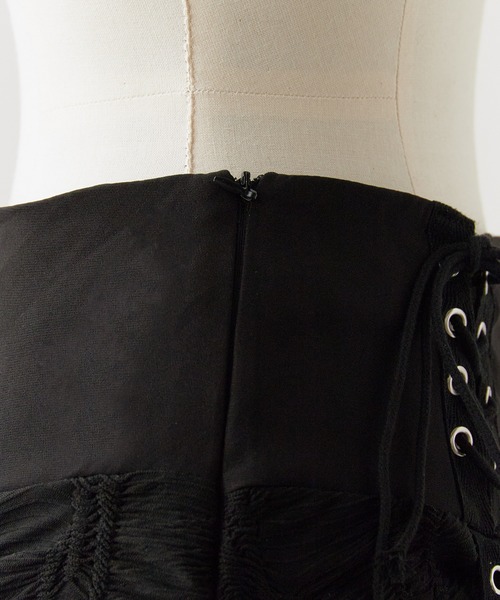 Chick（チック）の「Floral Pattern Gathered Long Skirt/花柄 ギャザーロングスカート（スカート・レディース・ブラック・FREE）」の3枚目の写真