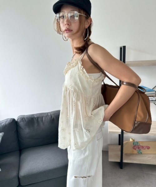 HANNE（アン）の「カットアウトベルトワイドデニム（デニムパンツ・レディース・ホワイト/ブルー・SMALL/MEDIUM）」の13枚目の写真