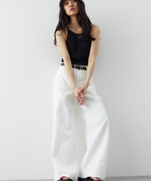 HANNE（アン）の「カットアウトベルトワイドデニム（デニムパンツ・レディース・ホワイト/ブルー・SMALL/MEDIUM）」の18枚目の写真