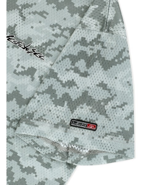 YESEYESEE(イエスアイシー)の「SN Camo Football Tee(Tシャツ/カットソー・メンズ・その他/その他1・S/M/L/XL)」の12枚目の写真