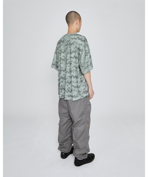YESEYESEE(イエスアイシー)の「SN Camo Football Tee(Tシャツ/カットソー・メンズ・その他/その他1・S/M/L/XL)」の18枚目の写真