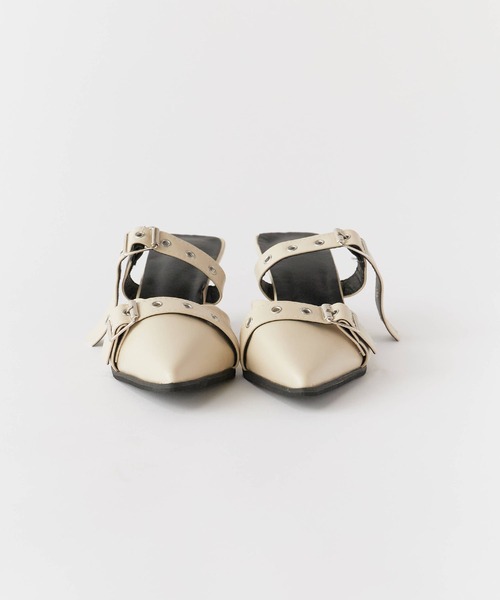 Chick（チック）の「Belt Strap Mule Pumps  / ベルトストラップミュールパンプス（パンプス・レディース・アイボリー/ブラック/シルバー・35/36/37/38）」の4枚目の写真