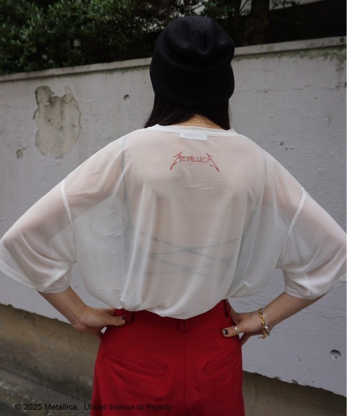 Ameri（アメリ）の「MEDI METALLICA SHEER TEE（Tシャツ