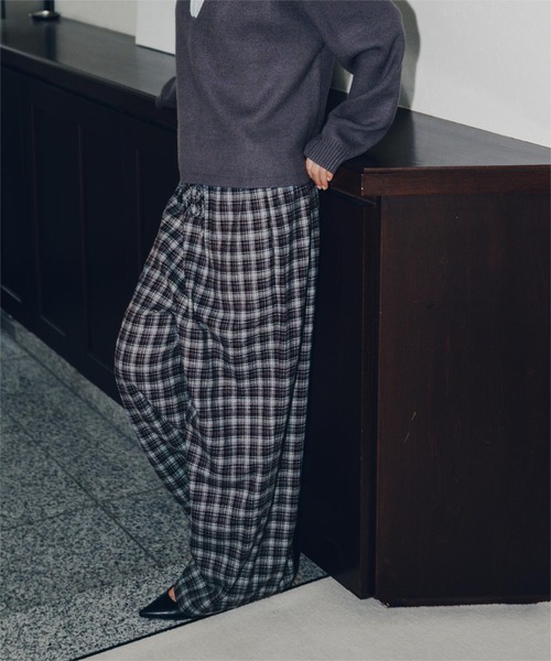 miette（ミエット）の「ウエストフリルチェックワイドパンツ（その他パンツ・レディース・ネイビー/ミント/キャメル・M/S）」の6枚目の写真