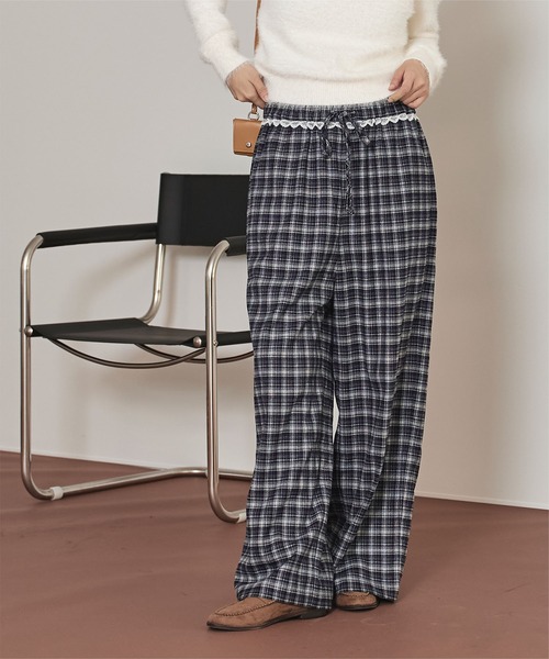 miette(ミエット)の「ウエストフリルチェックワイドパンツ(その他パンツ・レディース・ネイビー/ミント/キャメル・M/S)」の13枚目の写真
