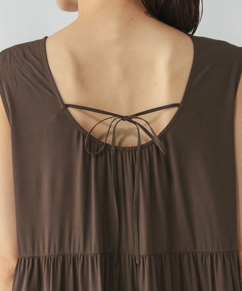 GLOBAL WORK（グローバルワーク）の「さらさらリラックスノースリーブワンピース/575224（ワンピース・レディース・レッド/ブラック/ブラウン・MEDIUM/LARGE）」の18枚目の写真