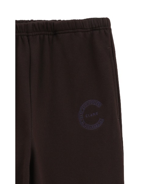 CLANE（クラネ）の「10TH LOGO SWEAT PANTS（スウェットパンツ・レディース・ホワイト/アイボリー/チャコールグレー/ブラウン・0/2/1）」の8枚目の写真