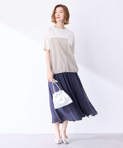 Petit Honfleur（プチオンフルール）の「【冷感】【UVカット】ドッキングポケットプルオーバー（Tシャツ/カットソー・レディース・ブラック/グレー・M/L）」の17枚目の写真