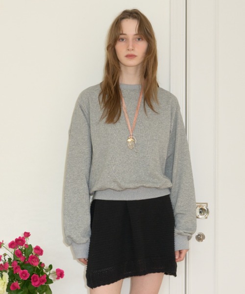 GIUNON（ジウノン）の「embroidery loose sweat tops / エンブロイダリールーズスウェットトップス（スウェット・レディース・ネイビー/ブラウン/グレー・FREE）」の2枚目の写真