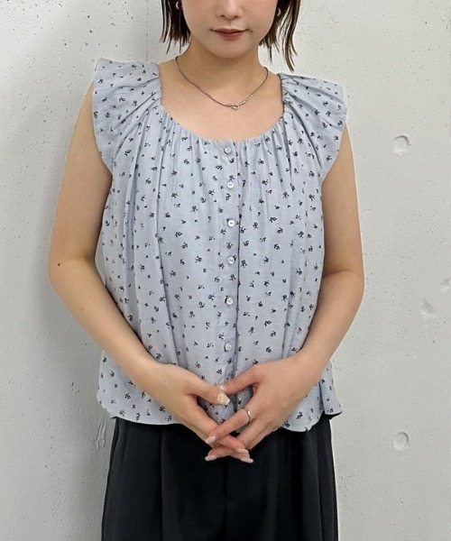 archives（アルシーヴ）の「バルーンノースリ花柄ブラウス（シャツ