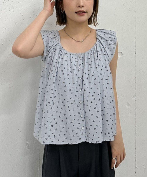 archives（アルシーヴ）の「バルーンノースリ花柄ブラウス（シャツ