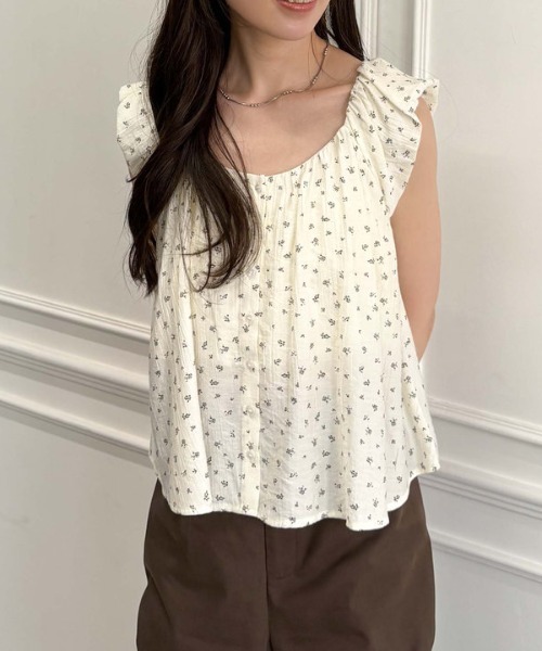 archives（アルシーヴ）の「バルーンノースリ花柄ブラウス（シャツ/ブラウス・レディース・ブルー/アイボリー/ネイビー・MEDIUM）」の4枚目の写真