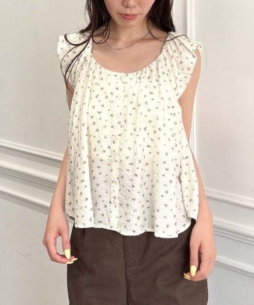 archives（アルシーヴ）の「バルーンノースリ花柄ブラウス（シャツ/ブラウス・レディース・ブルー/アイボリー/ネイビー・MEDIUM）」の6枚目の写真