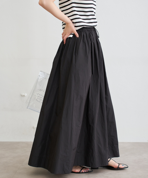 IENA（イエナ）の「タフタイージーボリュームスカート（スカート・レディース・ブラウン/ブラック/カーキ・36/38）」の13枚目の写真