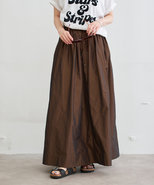 IENA（イエナ）の「タフタイージーボリュームスカート（スカート・レディース・ブラウン/ブラック/カーキ・36/38）」の22枚目の写真