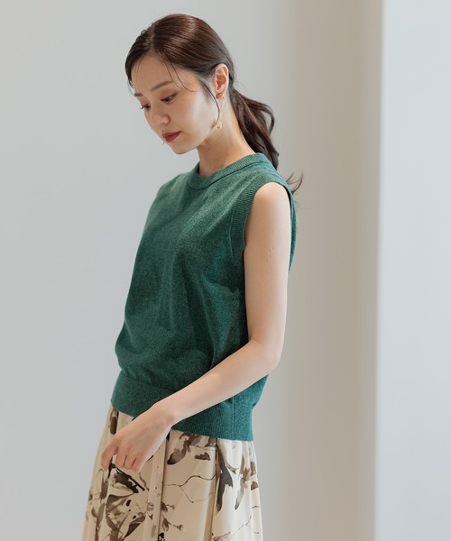 Andemiu（アンデミュウ）の「モールニットノースリーブ578239（ニット/セーター・レディース・チャコールグレー/アイボリー/グリーン・FREE）」の3枚目の写真