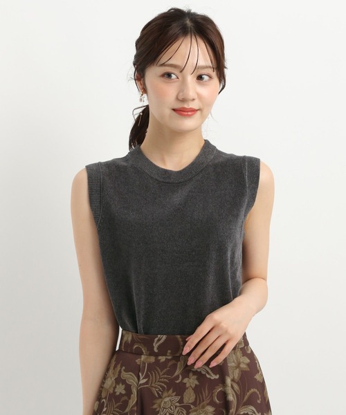 Andemiu（アンデミュウ）の「モールニットノースリーブ578239（ニット/セーター・レディース・チャコールグレー/アイボリー/グリーン・FREE）」の4枚目の写真