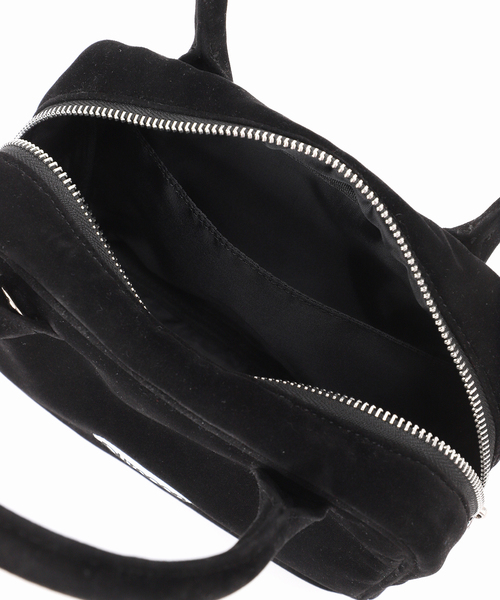 OUTDOOR PRODUCTS(アウトドアプロダクツ)の「2WAY CUBE BAG Suede Look(クラッチバッグ・レディース・カーキ/ブラック/キャメル・FREE)」の5枚目の写真