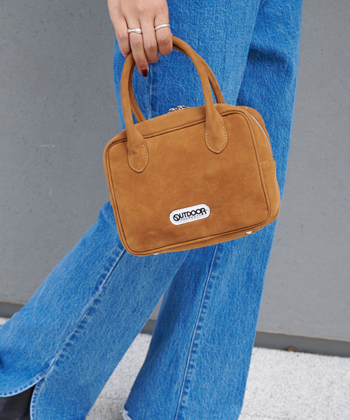 OUTDOOR PRODUCTS(アウトドアプロダクツ)の「2WAY CUBE BAG Suede Look(クラッチバッグ・レディース・カーキ/ブラック/キャメル・FREE)」の13枚目の写真