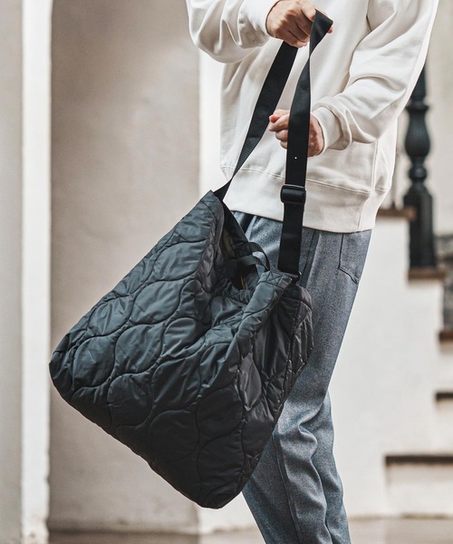 mko13065- ナイロンウェーブキルティングショルダーバッグ(CAM-5089