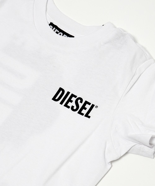DIESEL KIDS(ディーゼルキッズ)の「DIESEL(ディーゼル)Kids & Junior ブランドロゴ半袖Tシャツカットソー(Tシャツ/カットソー・キッズ・グレー/ブラック/ホワイト/ネイビー・4Y/6Y/8Y/10Y/12Y/14Y/16Y)」の9枚目の写真