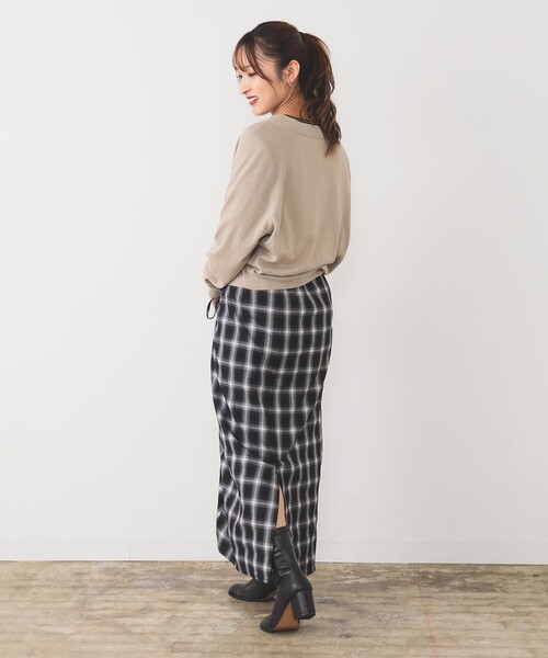 FRED PERRY（フレッドペリー）の「FRED PERRY / V-Neck Cardigan [手洗い可]（カーディガン/ボレロ・レディース・ベージュ/ブラック・10）」の17枚目の写真