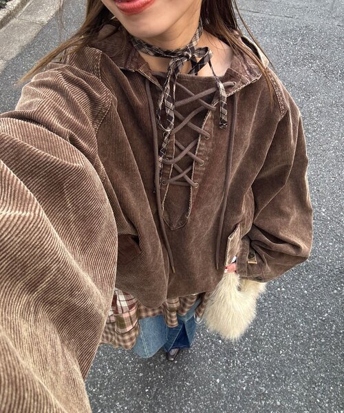 CIAOPANIC（チャオパニック）の「【UNESS/ユーネス】加工コーデュロイアノラックパーカー（その他アウター・レディース・マスタード/ブラウン/カーキ・ONE SIZE）」の2枚目の写真
