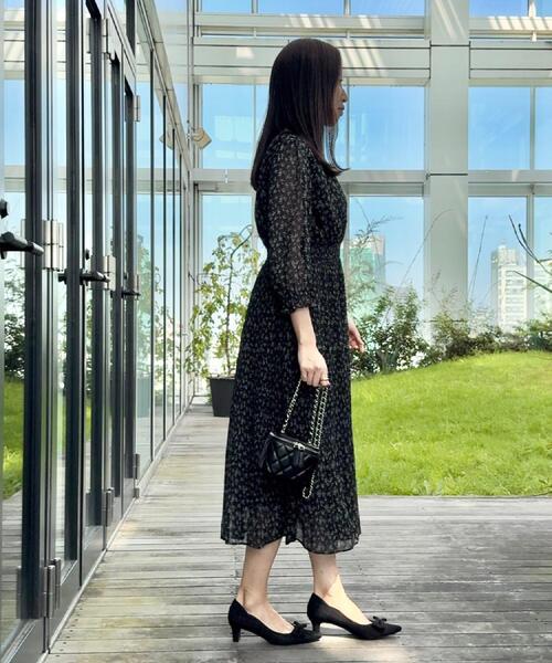 couture brooch（クチュールブローチ）の「【一枚で着映える・花柄・通勤】前後2WAYシフォン楊柳小花ワンピース（ワンピース・レディース・ブラック系/ワイン系1・42/40/36/38）」の17枚目の写真