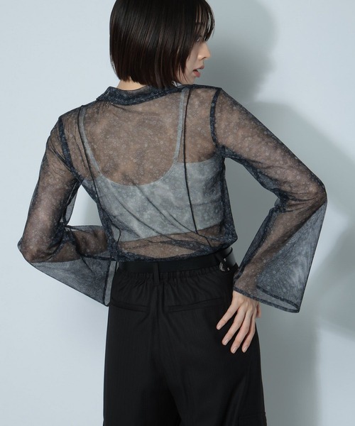 PAGEBOY(ページボーイ)の「チュールフラワーエリツキトップス(シャツ/ブラウス・レディース・オフホワイト/ブラック・FREE)」の14枚目の写真