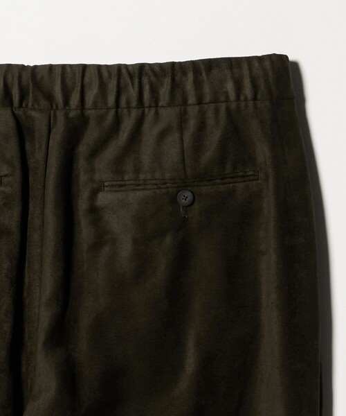 UNITED ARROWS（ユナイテッドアローズ）の「スエードライク オールギャザー リラックス イージーパンツ（その他パンツ・メンズ・オリーブ/ブラック・XL/M/L/S）」の14枚目の写真