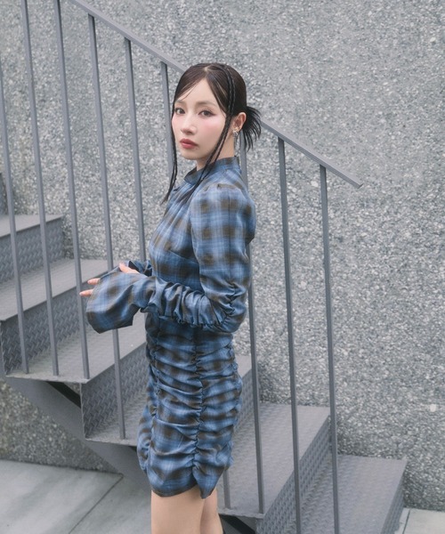 ANDGEEBEE（アンジービー）の「チェックギャザーミニワンピ（ワンピース・レディース・ブルー/ブラック・FREE）」の7枚目の写真