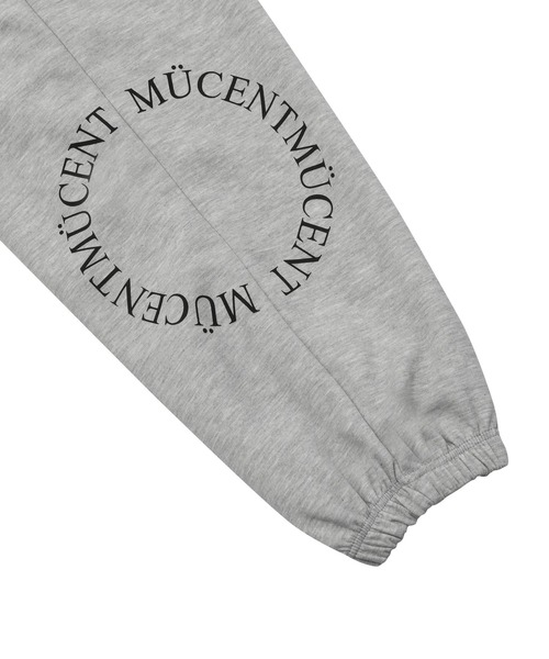 MUCENT（ムセント）の「【日本未発売/WEB限定】MUCENT(ムセント)/ユニセックス ワイド ルーズ ロゴ ジョガー スウェットパンツ/DIVISION WIDE SWEAT JOGGER PANTS（スウェットパンツ・レディース・ブラック/グレー・FREE）」の10枚目の写真