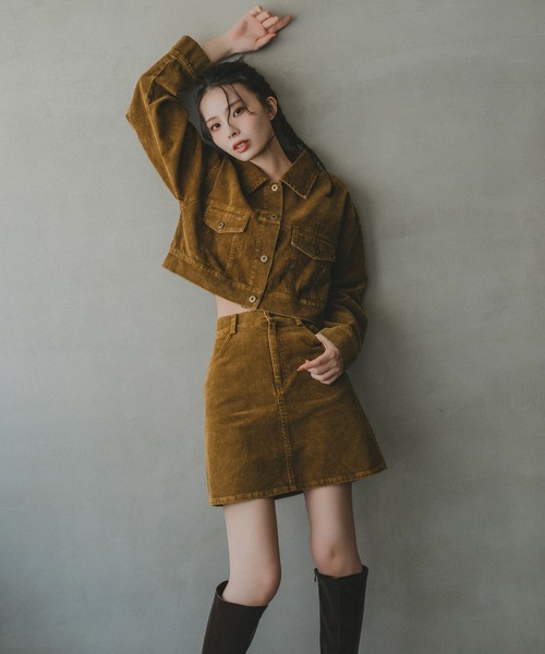 REDYAZEL（レディアゼル）の「【セットアップ可能】ヴィンテージライクコーデュロイジャケット（スーツジャケット・レディース・ネイビー/キャメル/ダークブラウン・FREE）」の5枚目の写真