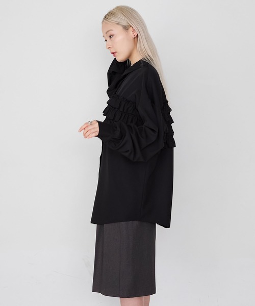 forksy.(フォルクシー)の「【forksy.】ビスチェ風デザインフリルオーバーサイズネルシャツ(シャツ/ブラウス・レディース・ブラック/ブラウン系/ベージュ/ブラック系/ダークブラウン・FREE)」の19枚目の写真