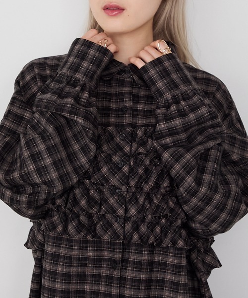 forksy.(フォルクシー)の「【forksy.】ビスチェ風デザインフリルオーバーサイズネルシャツ(シャツ/ブラウス・レディース・ブラック/ブラウン系/ベージュ/ブラック系/ダークブラウン・FREE)」の11枚目の写真