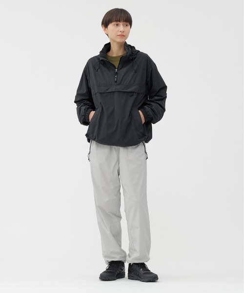 MARGARET HOWELL(マーガレットハウエル)の「RECYCLE NYLON LIGHT POPLIN Ⅰ(ブルゾン・メンズ・オリーブ/チャコール・LARGE/MEDIUM/SMALL/X-LARGE)」の6枚目の写真