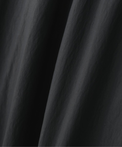 MARGARET HOWELL(マーガレットハウエル)の「RECYCLE NYLON LIGHT POPLIN Ⅰ(ブルゾン・メンズ・オリーブ/チャコール・LARGE/MEDIUM/SMALL/X-LARGE)」の11枚目の写真