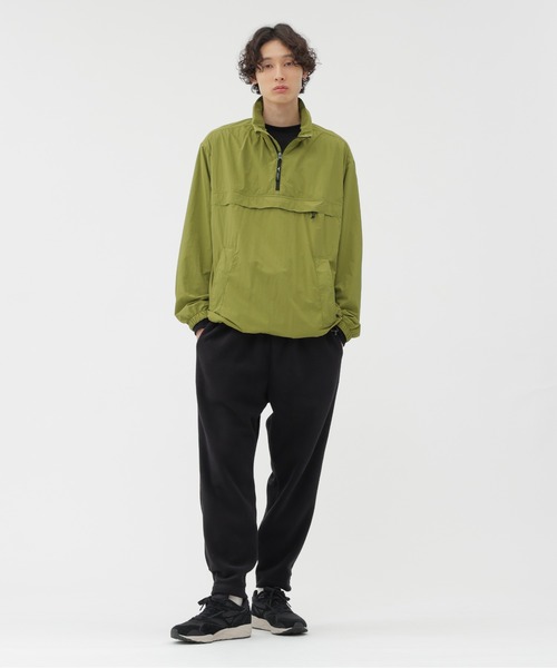 MARGARET HOWELL(マーガレットハウエル)の「RECYCLE NYLON LIGHT POPLIN Ⅰ(ブルゾン・メンズ・オリーブ/チャコール・LARGE/MEDIUM/SMALL/X-LARGE)」の18枚目の写真