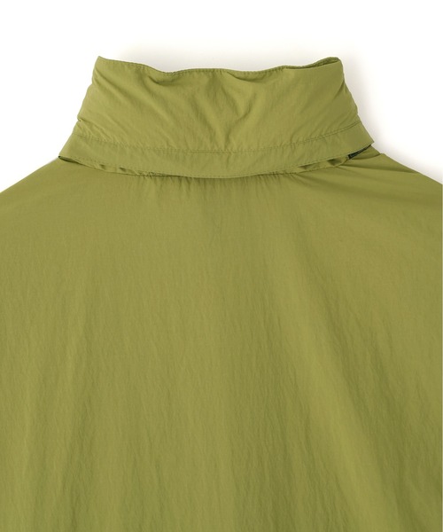 MARGARET HOWELL(マーガレットハウエル)の「RECYCLE NYLON LIGHT POPLIN Ⅰ(ブルゾン・メンズ・オリーブ/チャコール・LARGE/MEDIUM/SMALL/X-LARGE)」の22枚目の写真