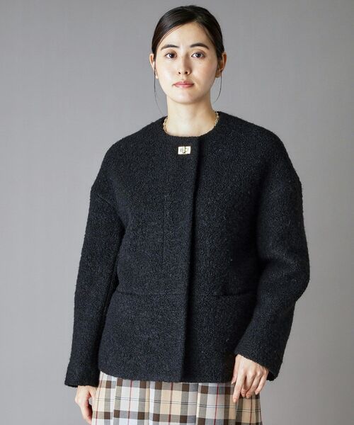 DRESSTERIOR（ドレステリア）の「【CLASSY.12月号掲載】ループヤーンショートジャケット（ノーカラーコート・レディース・ブラック/ライトベージュ・34/36/38）」の12枚目の写真