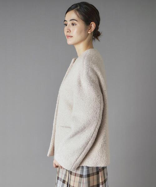 DRESSTERIOR（ドレステリア）の「【CLASSY.12月号掲載】ループヤーンショートジャケット（ノーカラーコート・レディース・ブラック/ライトベージュ・34/36/38）」の15枚目の写真