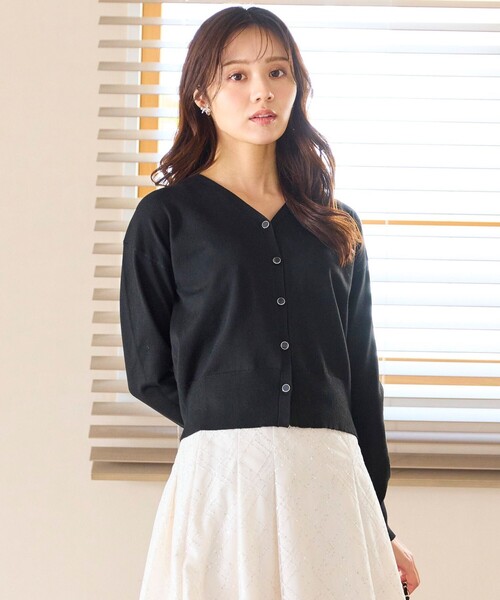 Feroux(フェルゥ)の「美シルエット ニット カーディガン(カーディガン/ボレロ・レディース・ライトイエロー系/ピンク系/ブラック系/ホワイト系・F)」の3枚目の写真