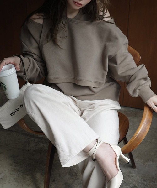 WILLFULLY（ウィルフリー）の「asymmetry 2 piece layered sweat（スウェット・レディース・グレー/ブラック/ブラウン系その他・FREE）」の6枚目の写真