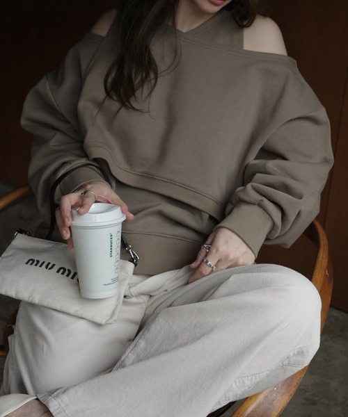 WILLFULLY（ウィルフリー）の「asymmetry 2 piece layered sweat（スウェット・レディース・グレー/ブラック/ブラウン系その他・FREE）」の8枚目の写真