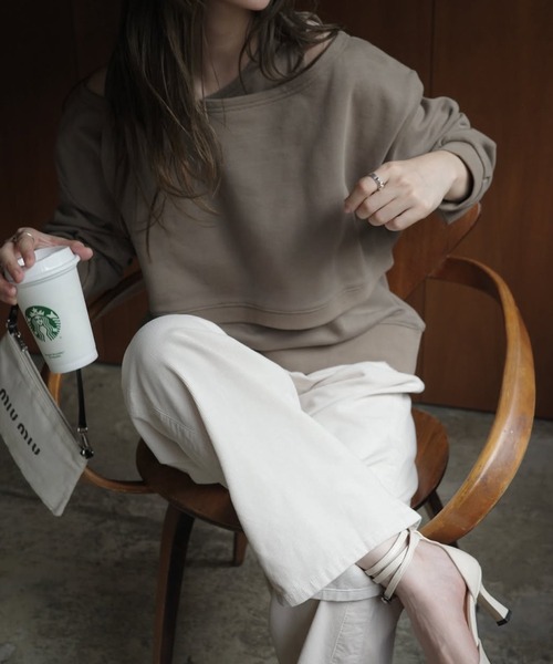 WILLFULLY（ウィルフリー）の「asymmetry 2 piece layered sweat（スウェット・レディース・グレー/ブラック/ブラウン系その他・FREE）」の9枚目の写真