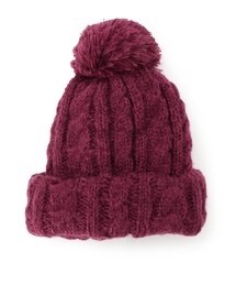 ニットキャップ/ビーニー マフラー」に該当する帽子ファッション