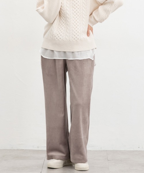 Honeys（ハニーズ）の「【ハニぽか】あったかストレートパンツ（その他パンツ・レディース・ブラック/アイボリー/モカ/スミクロ・S/M/LL/L/3L）」の4枚目の写真