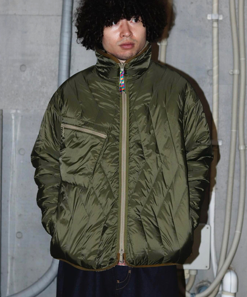 is-ness(イズネス)の「is-ness × TAION REVERSIBLE FLEECE DOWN JK(その他アウター・メンズ・ブラック/カーキ・LARGE/MEDIUM)」の19枚目の写真