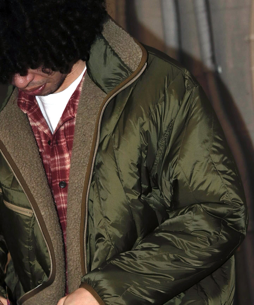 is-ness(イズネス)の「is-ness × TAION REVERSIBLE FLEECE DOWN JK(その他アウター・メンズ・ブラック/カーキ・LARGE/MEDIUM)」の15枚目の写真
